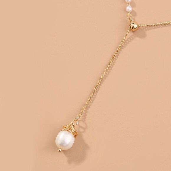 2/$21 Dangle Dainty Fashion Fashion Pearl Necklace - Picture 2 of 5